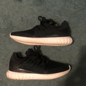Adidas Tubular Men’s size 9